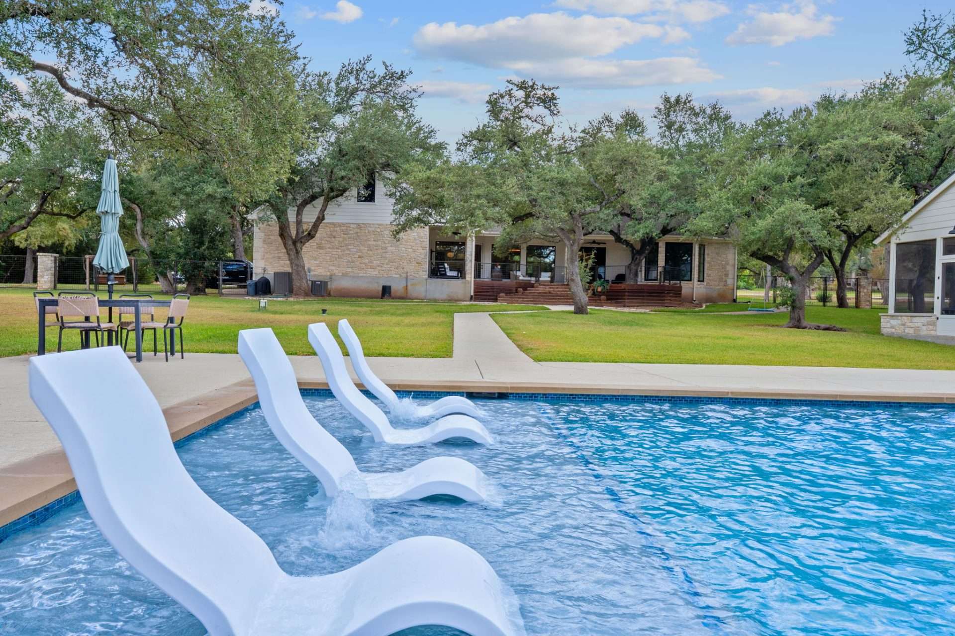 Transition in the Oaks — Bijou Builds Austin